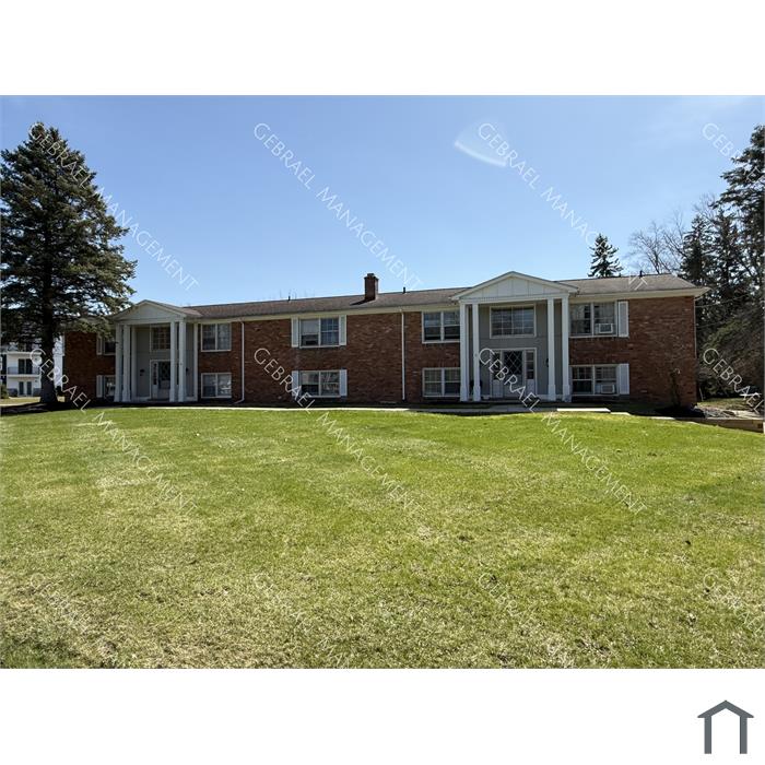 1630 N Pontiac Trl