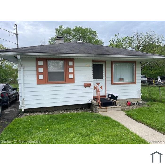 742 E Bundy Ave