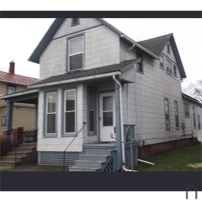 121 N Webster St