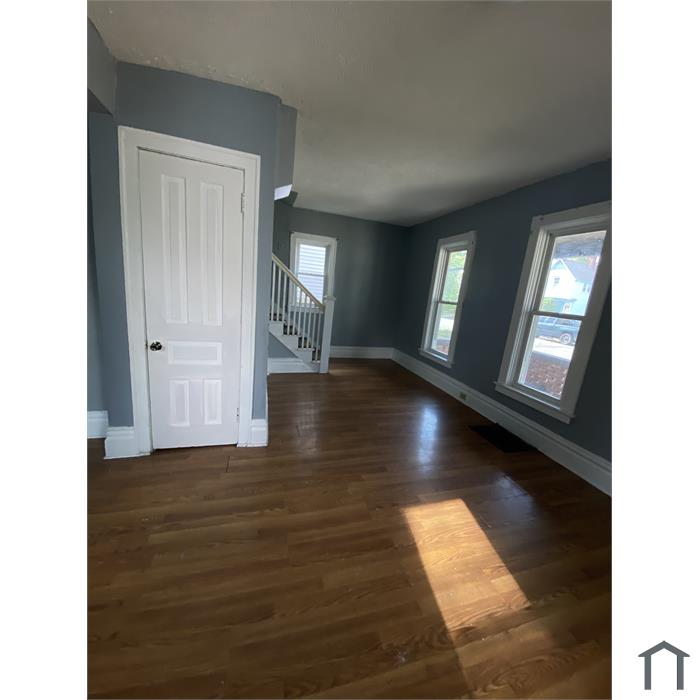 28 Stewart St SW