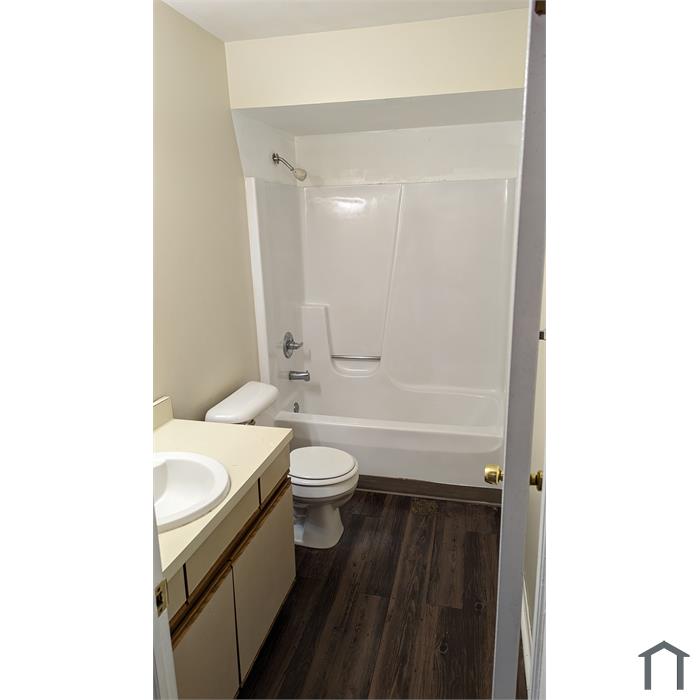 6079 In the Pines Dr SE