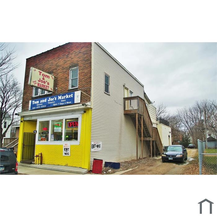 684 Western Ave N