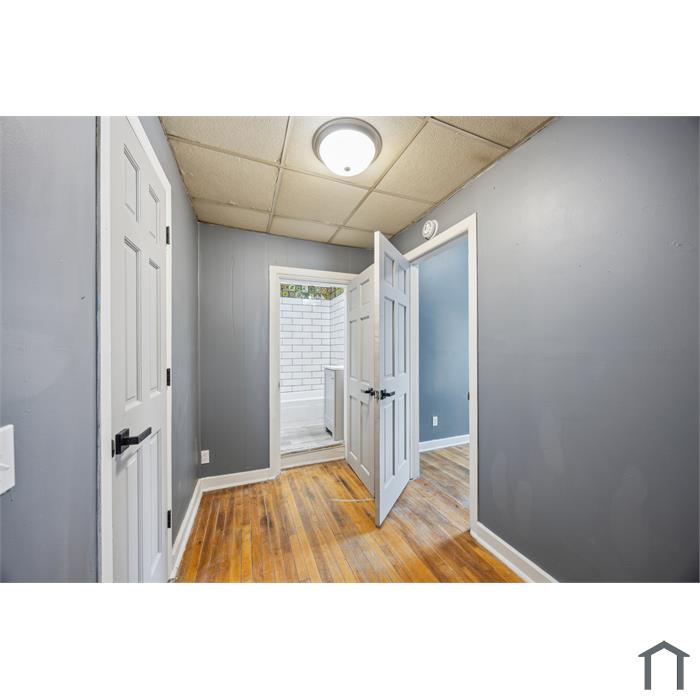348 Maria Ave