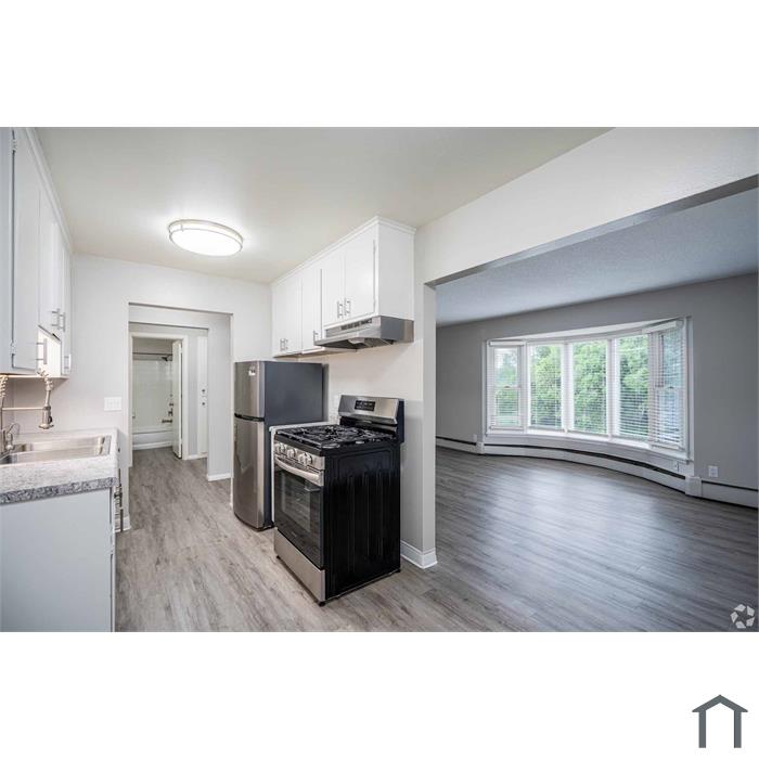Richfield Square Apartments