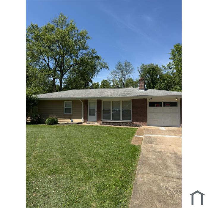 42 Rolling Hills Dr