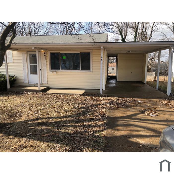 1045 Wycomb Dr