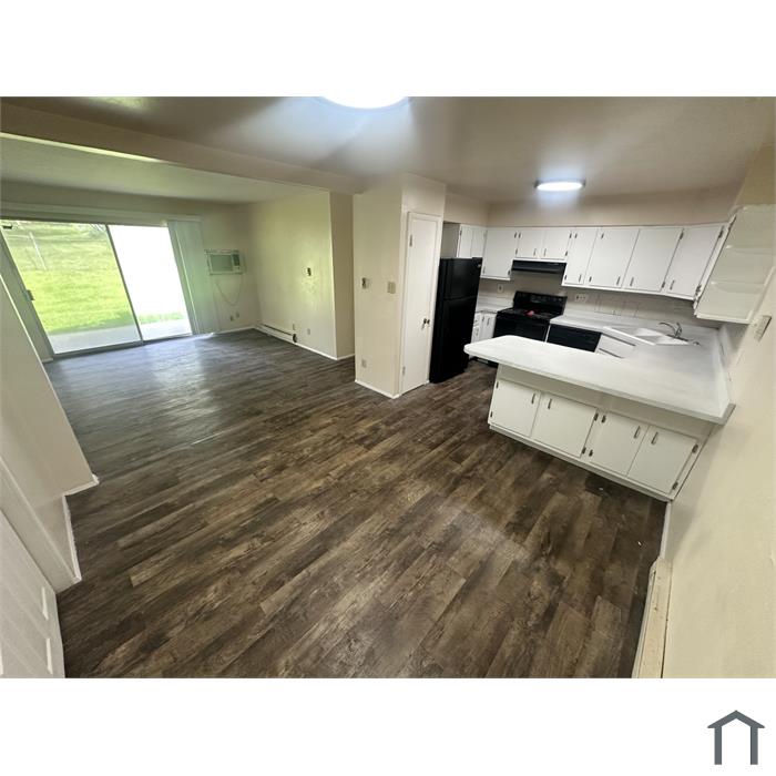 8729 Sieloff Dr