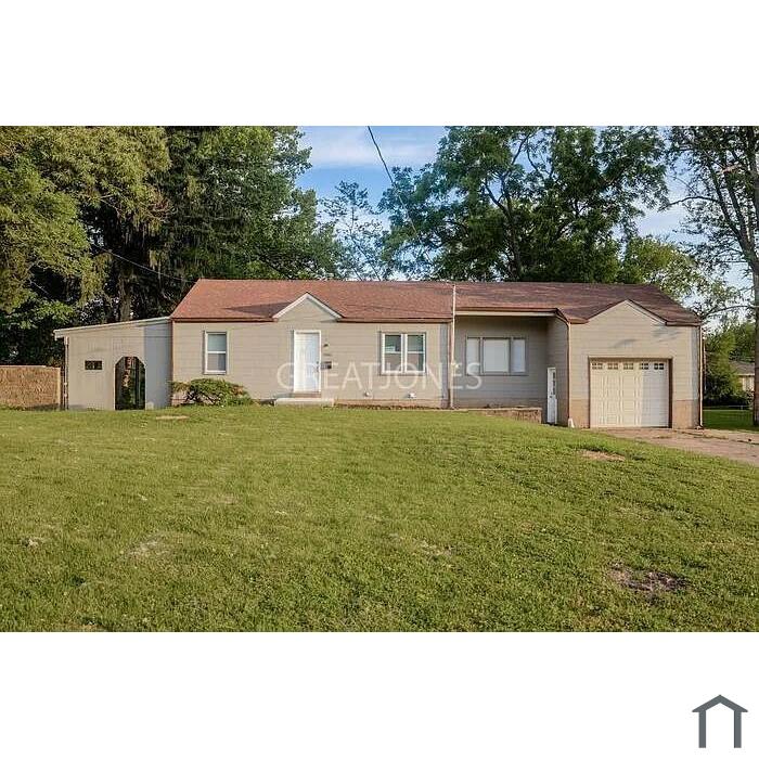 10900 Pear Tree Lane, 63074; #716186 - 716186