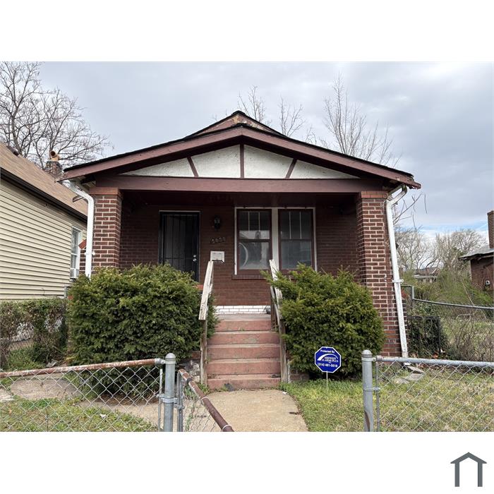 5053 Claxton Ave