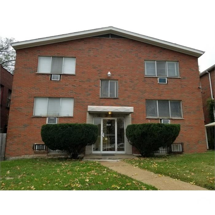 5772/5780/5784 W Florissant 