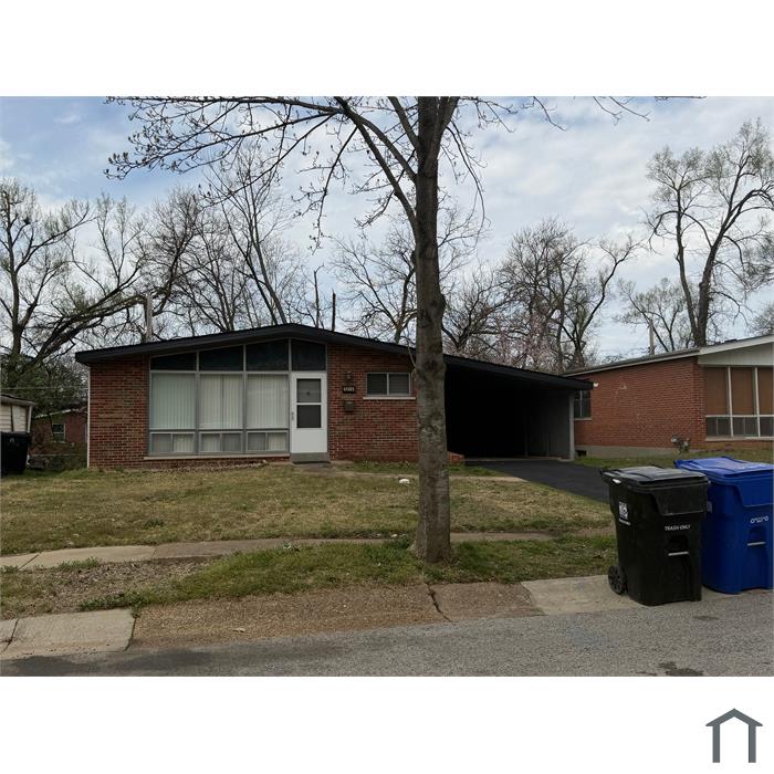 1315 Mendell Dr