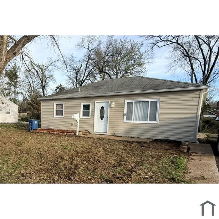 24 Paul Ave