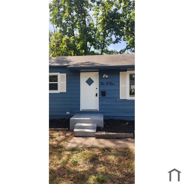 1004 Edgehill Dr