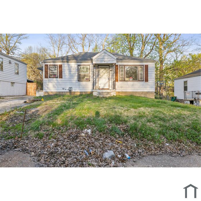 10128 Cloverdale Dr