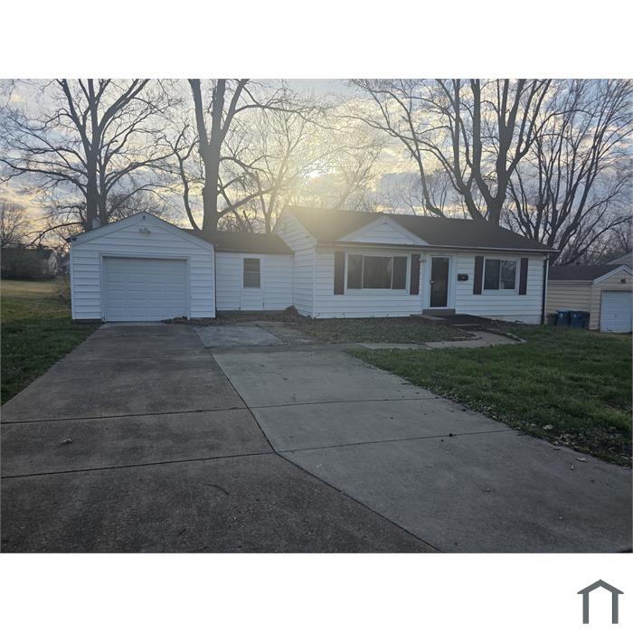 2462 Shannonaire Dr
