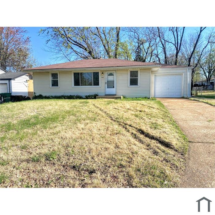 811 Bella Ln
