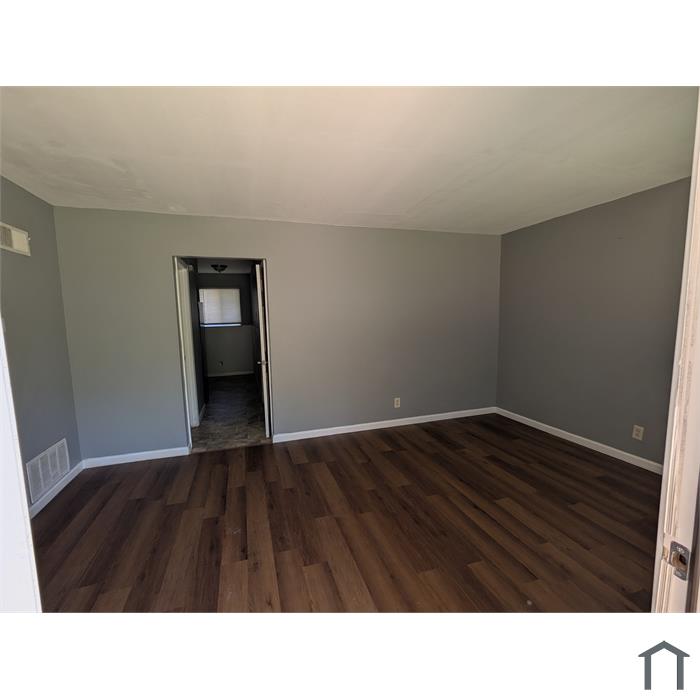 1567 Leonaire Ct