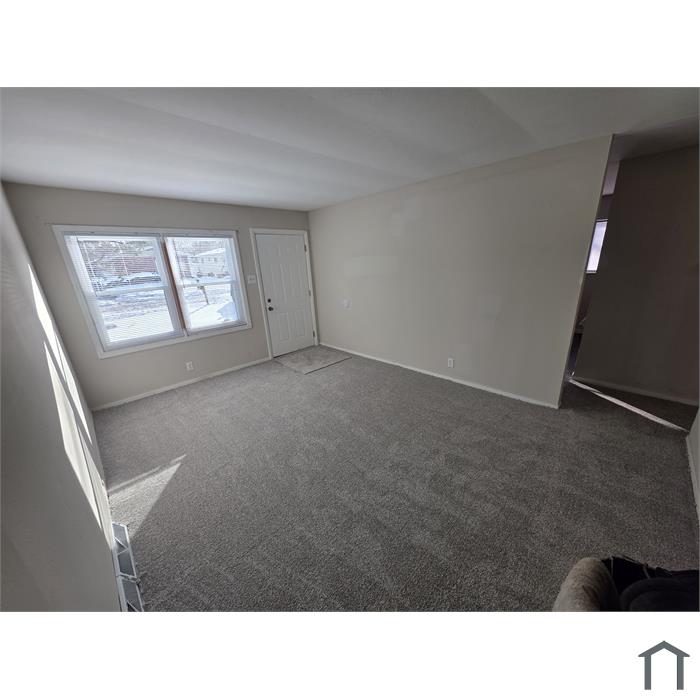 1225 Redman Blvd