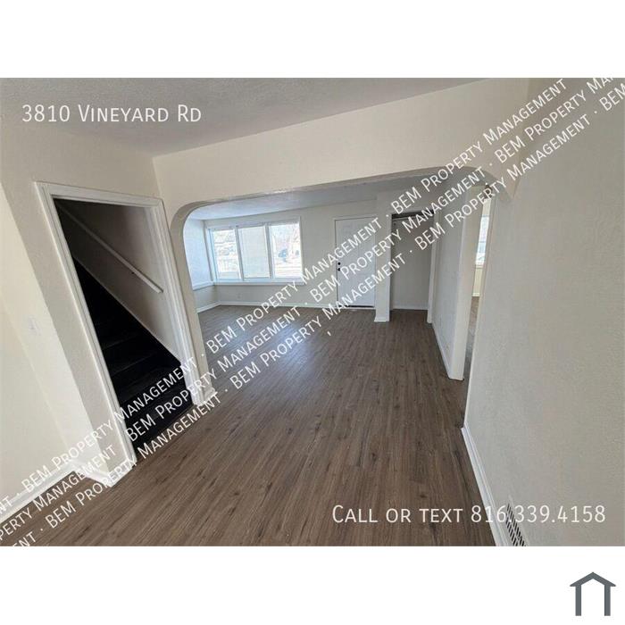 3810 Vineyard Rd