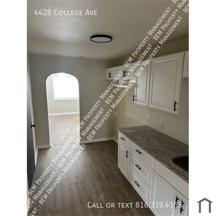4428 College Ave
