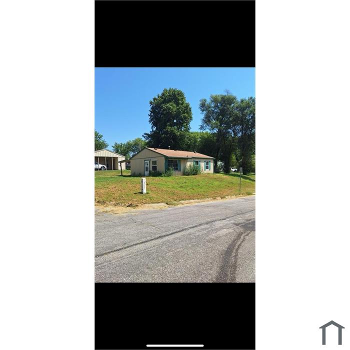 3309 Mandan Ln