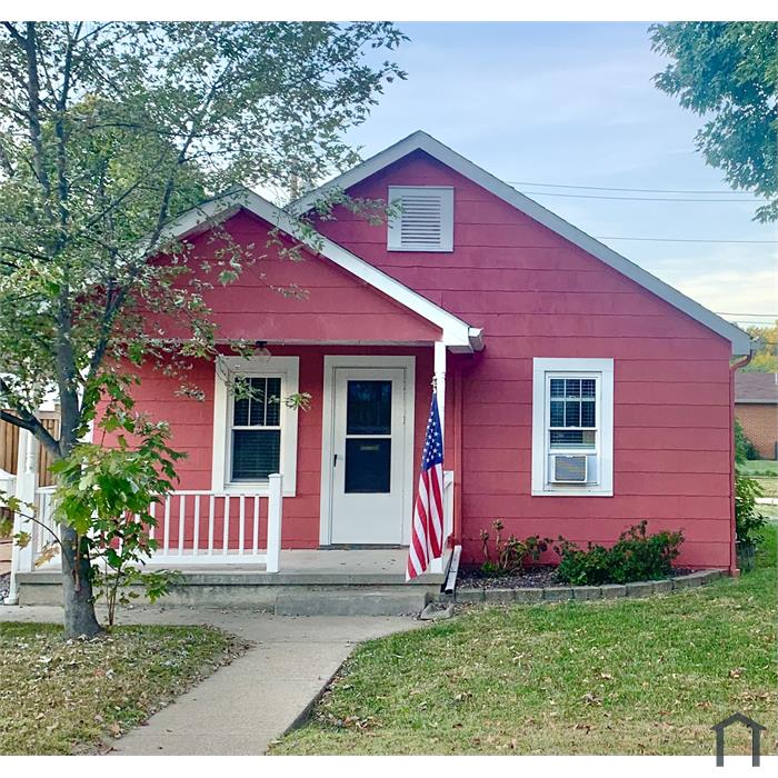 329 W 10th St