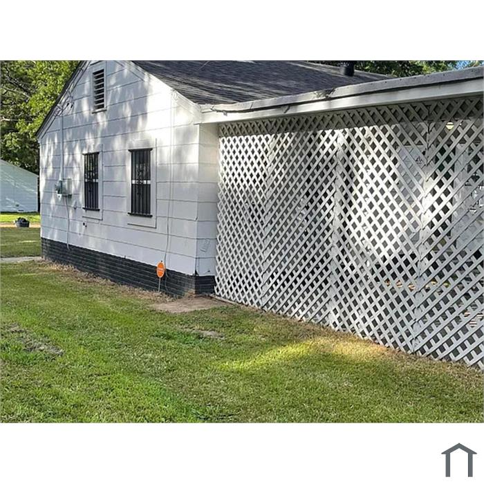 200 Stillwood Dr
