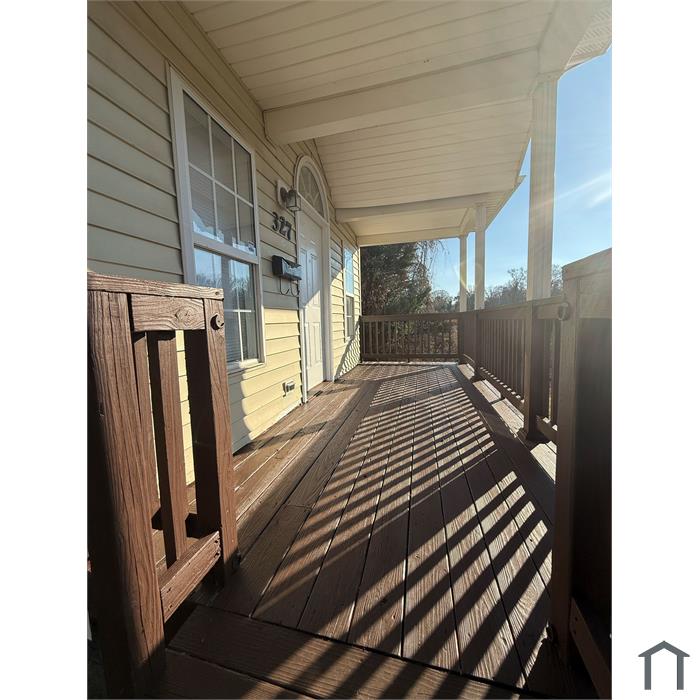 327 Taylor St
