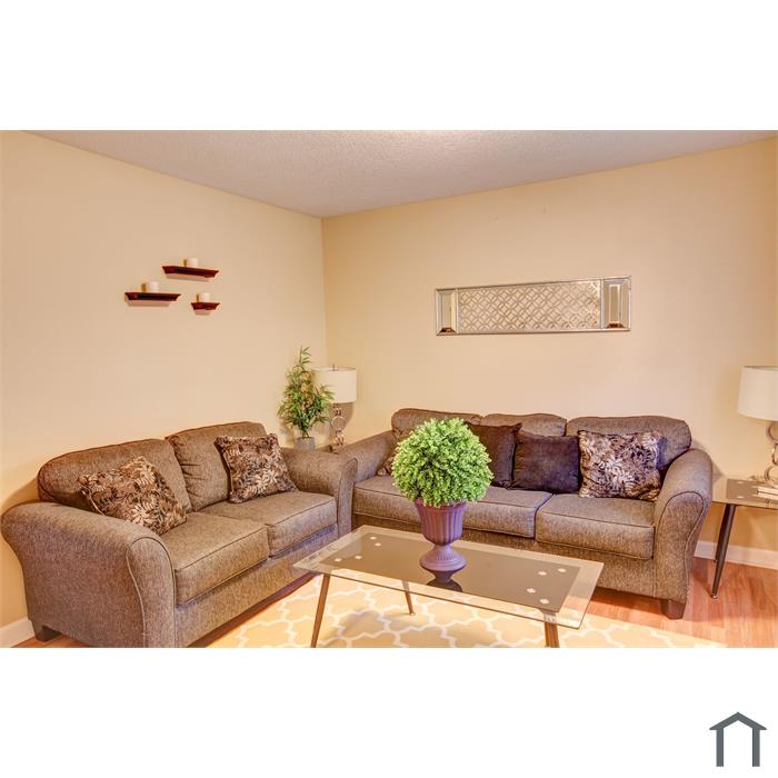 Woodlawn Apartments