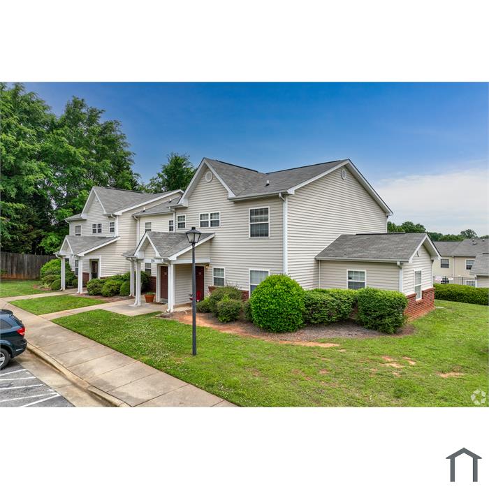 300 Griffith Commons Dr