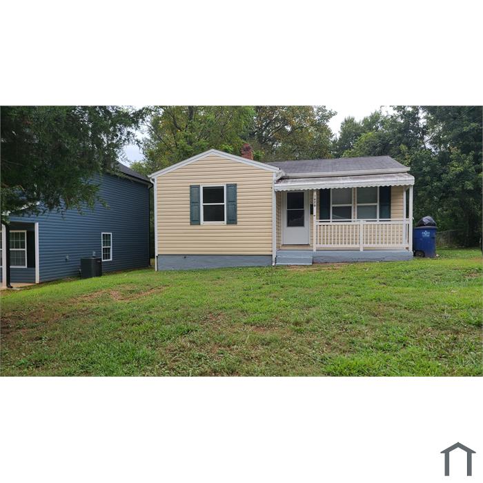 1628 NE Ashley School Cir