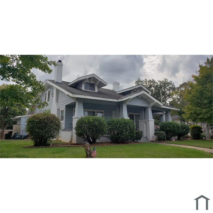 1509 W Friendly Ave