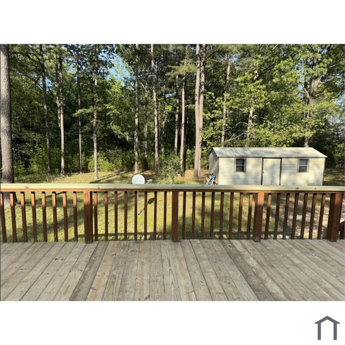 2720 Woodfield Dead End Rd