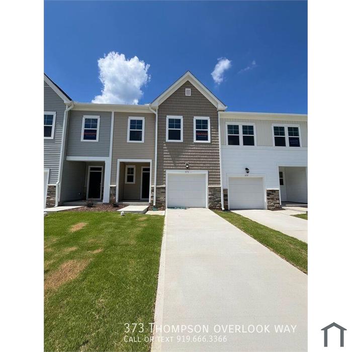 Charming 3 Bedroom Home Located In Smithfield