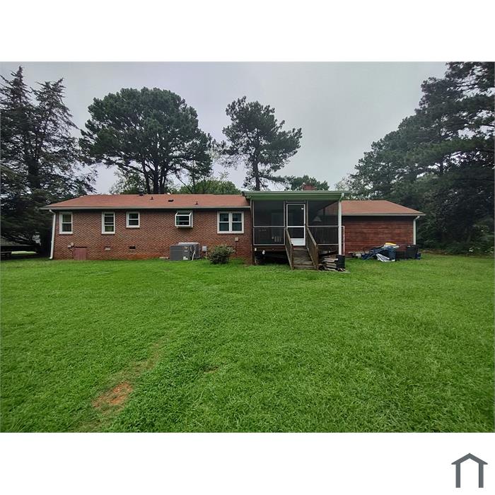 6117 Countryview Ln
