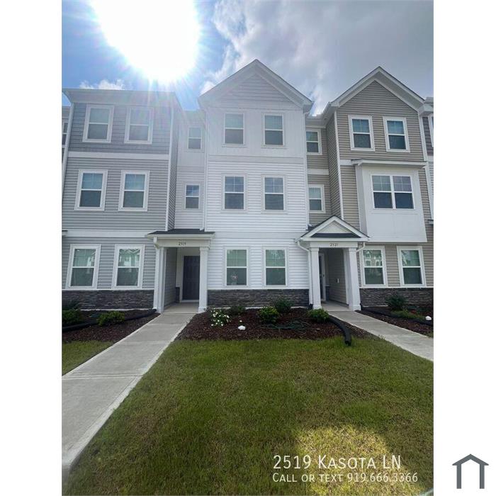 Charming 3 Bedroom Home Located In Raleigh NC!!!