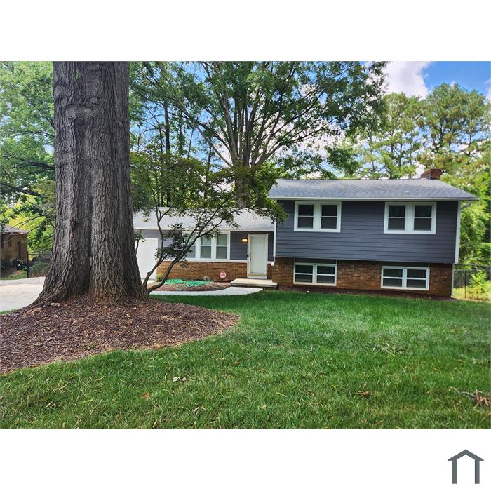 2112 Atkins Dr