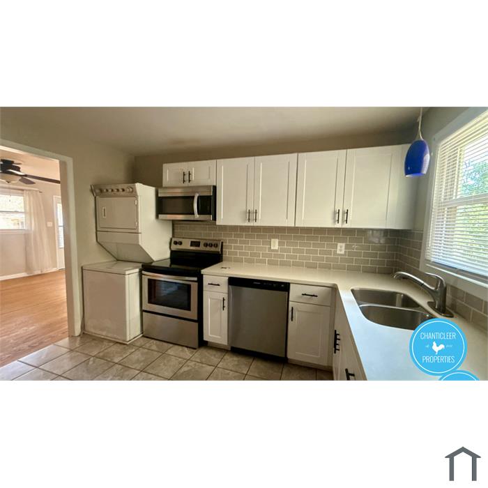 2515 Ricky Cir