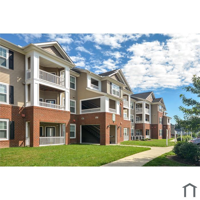 Brighton Pointe Apartments Homes