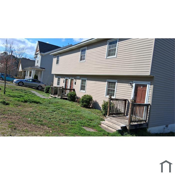 311 Lyric St