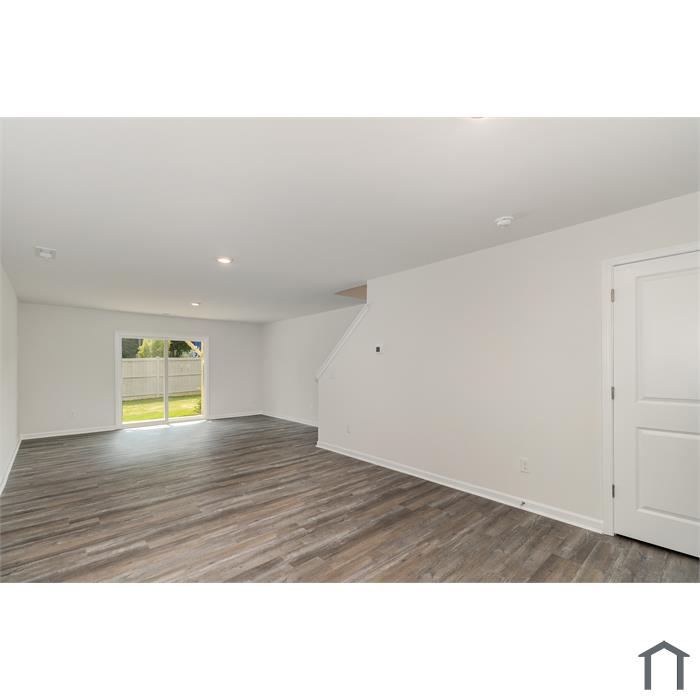 5004 Jayden Dr