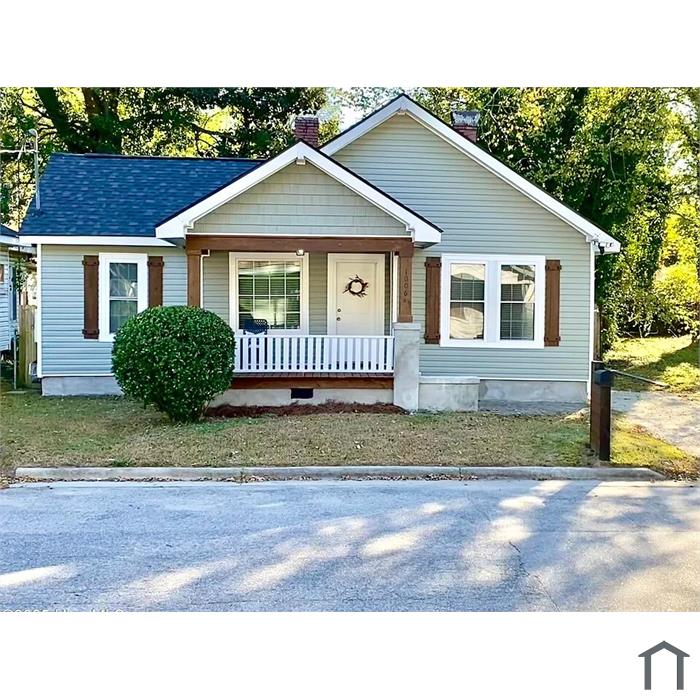 1006 Washington St E