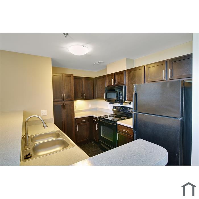 Highland Memorial Apartments