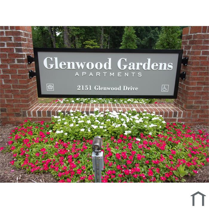 2151 Glenwood Dr
