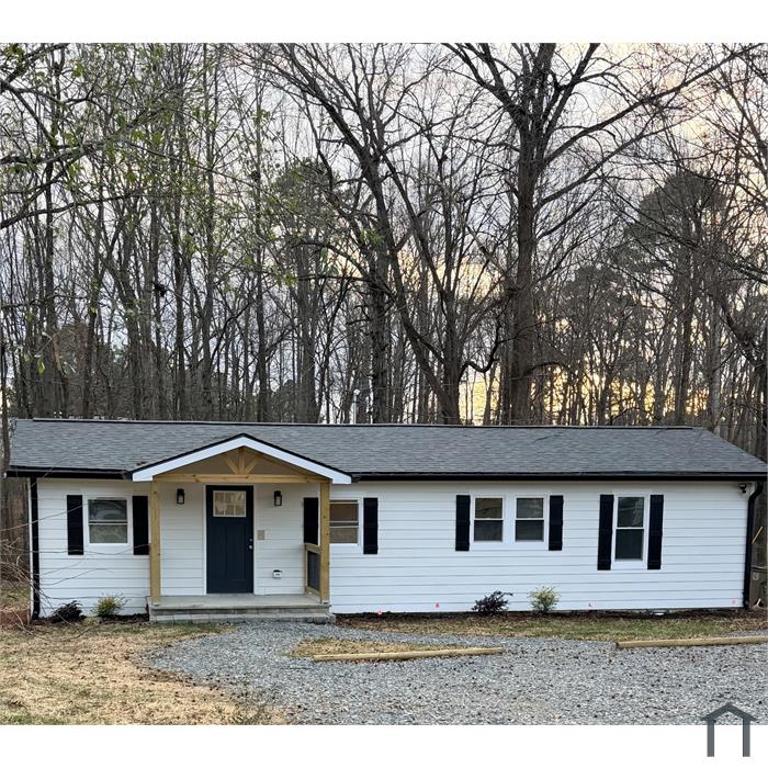 3419 Haywood Rd