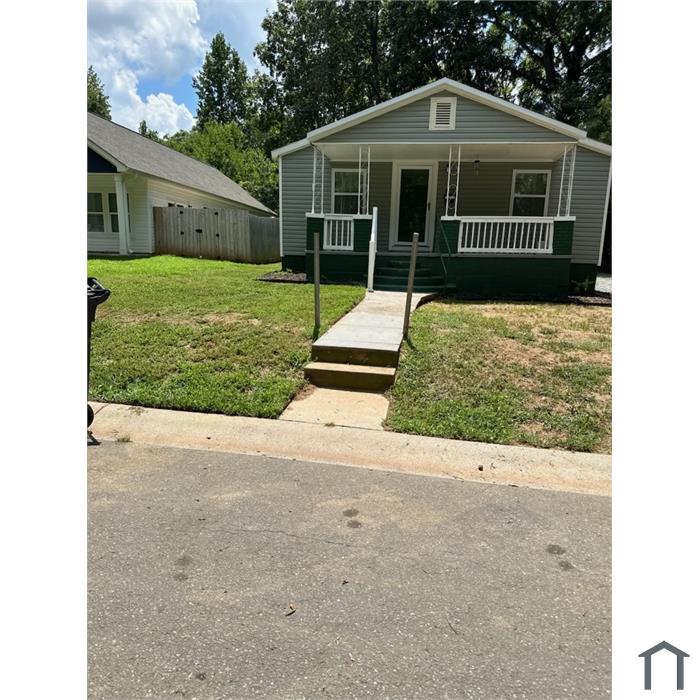 809 Rodey Ave
