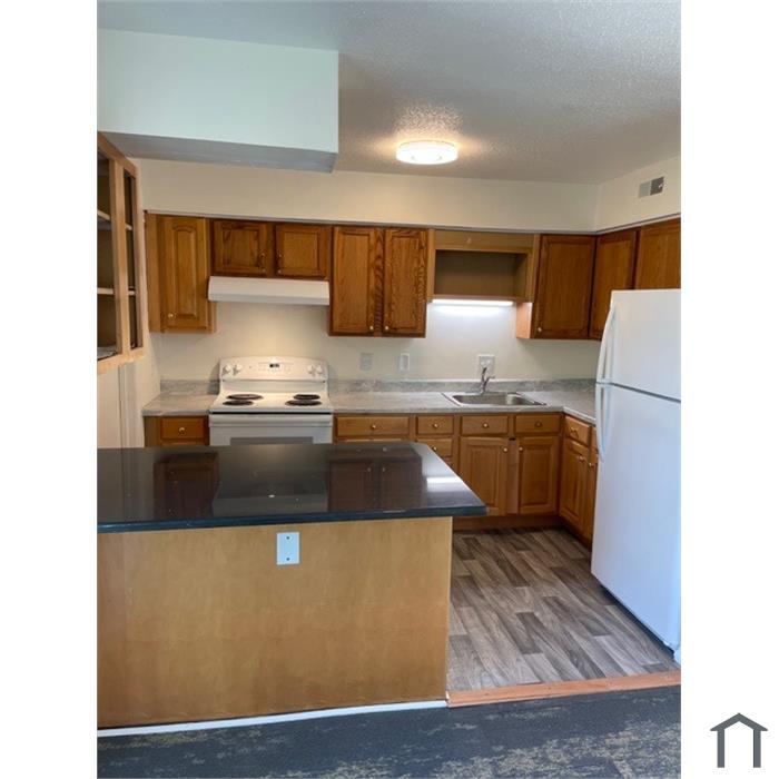 7970 Shady Oak Trl