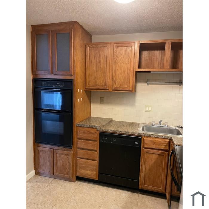7992 Shady Oak Trl