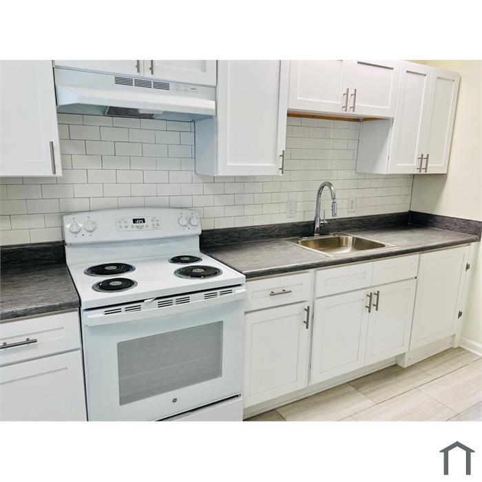 Shamrock Gardens Apartment