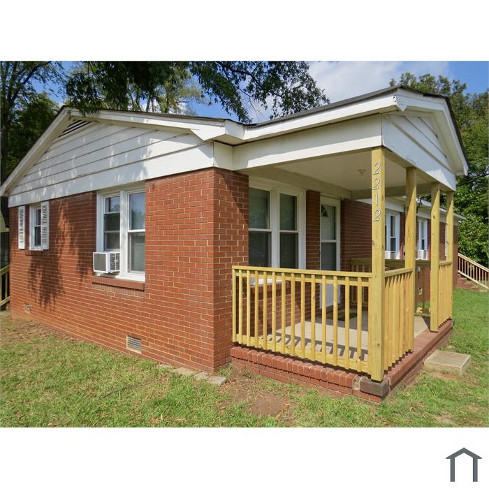2212 Sanders Ave